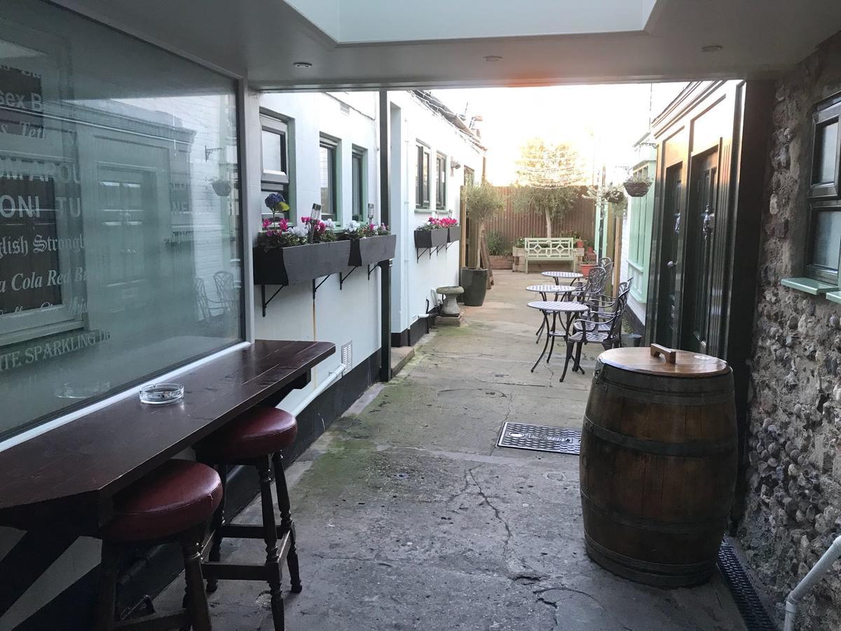 The Claremont Inn Bognor Regis Exteriör bild